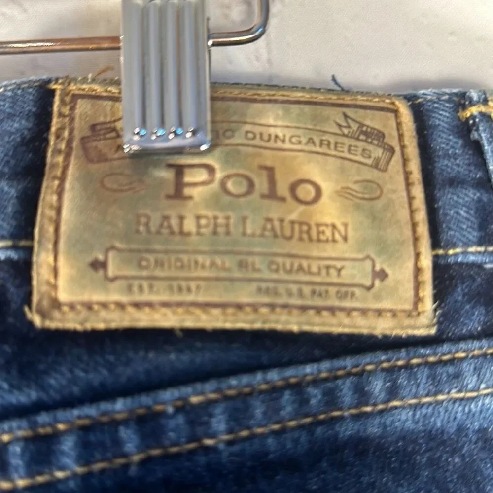 Polo Ralph Lauren leg opening